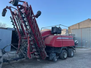 Empacadora Massey Ferguson con rastrillo