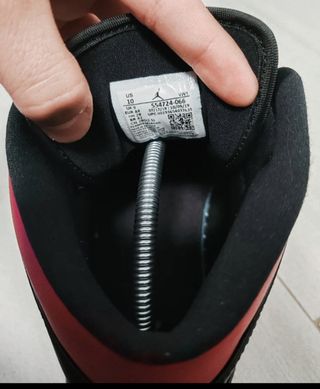 Jordan 1 Mid Negro Rojo Blanco originales