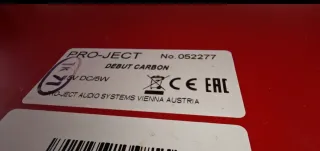 Tocadiscos Pro-Ject Debut Carbon Rojo