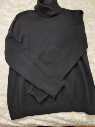 Jersey negro cuello alto 13-14 años