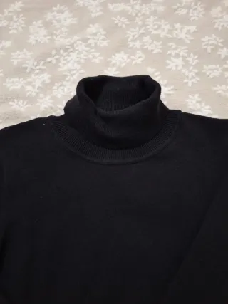 Jersey negro cuello alto 13-14 años