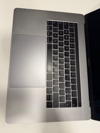 Macbook Pro 15” Touch Bar 2017