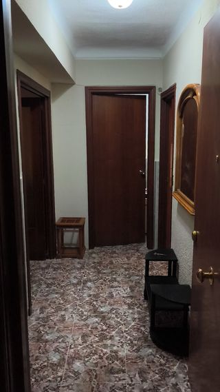 Habitation en piso compartido