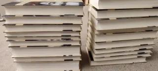 Colección de libros  "Protagonistas del siglo XX"