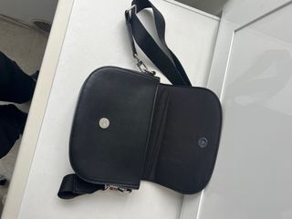 Bolso Bandolera Bershka Unisex Negro