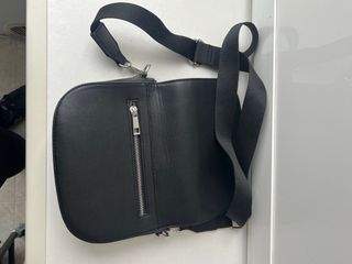 Bolso Bandolera Bershka Unisex Negro