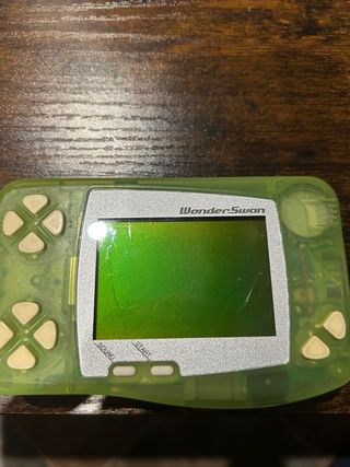 Consola WonderSwan Rosa y otra Verde mas un juego