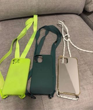 Custodie iPhone 13 con cordone