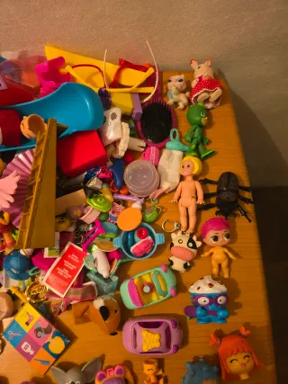 Lote de juguetes varios