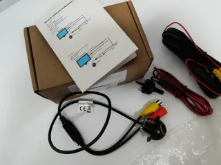 Cámara trasera coche líneas dinámicas