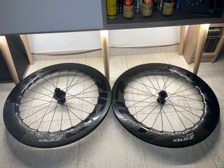 Ruedas carbono Zipp 858 NSW aero carretera