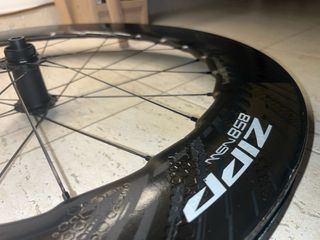 Ruedas carbono Zipp 858 NSW aero carretera