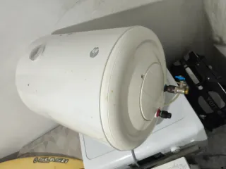 Termo Eléctrico Blanco