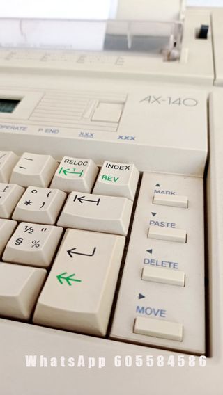 Máquina de escribir Brother AX-140