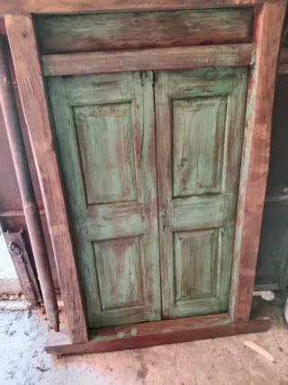 Ventanal antiguo madera