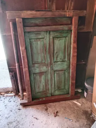 Ventanal antiguo madera