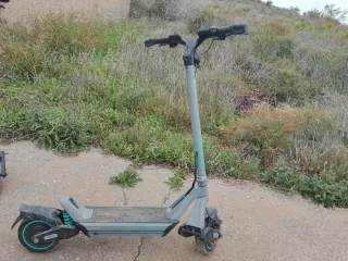 Patín Eléctrico Gris