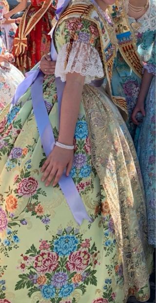 Traje de Valenciana/Fallera verde