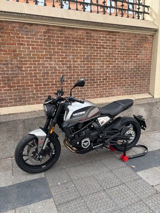Moto Morini Seiemmezzo