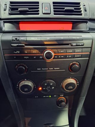 MAZDA Mazda3 1.6 VVT Active