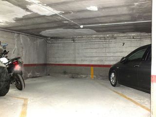 Garaje en venta en Santa Clara-Caputxins-Hospital en Vic