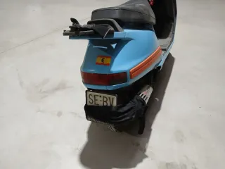 Peugeot SV 125 Scooter Azul