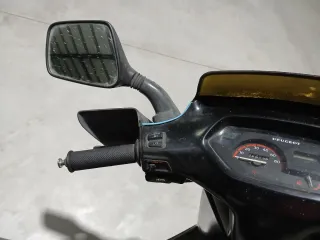 Peugeot SV 125 Scooter Azul