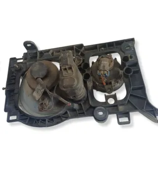 Faro Delantero Izquierdo Nissan Terrano 2