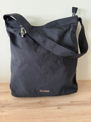 Bolso Tote Negro Scalpers