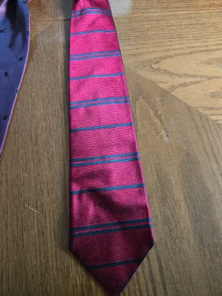 Cravatte artigianali in seta Made in Italy