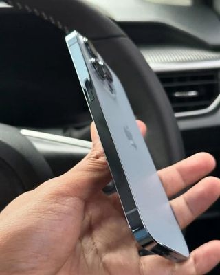 iPhone 13 Pro Max Blu batteria 93%