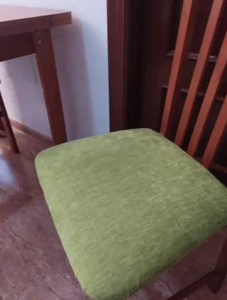 Sillas de madera con asiento tapizado 4 unidades