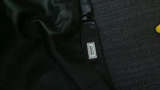 Falda corta efecto cuero