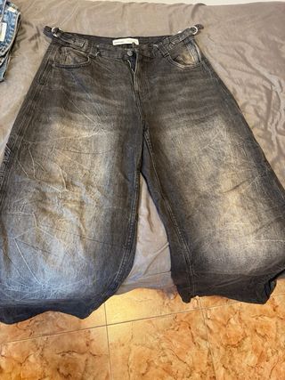 Pantalones anchos grises