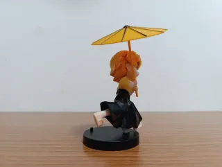 Figura Zenitsu Kimetsu no Yaiba + Regalo