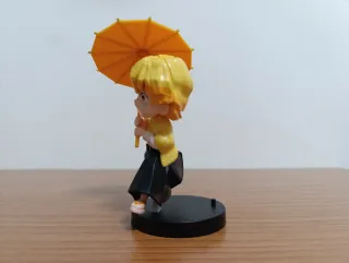 Figura Zenitsu Kimetsu no Yaiba + Regalo