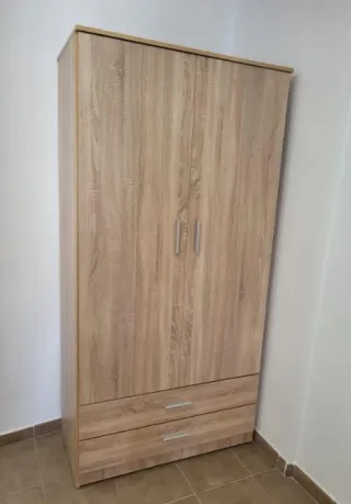 Armarios modernos nuevos