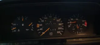 Mercedes-Benz Clase E 1992