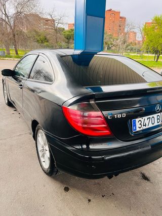 Mercedes-Benz CL Coupe 2004