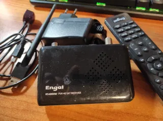 Sintonizador Satélite Engel RS4800W HD PVR
