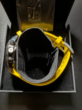 Reloj Lotus Chrono Deportivo Amarillo