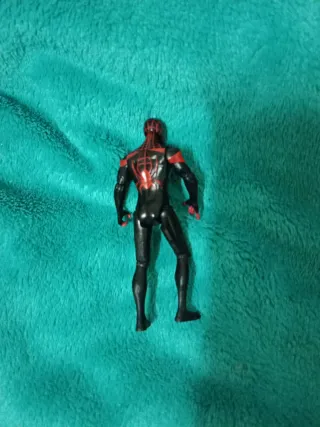 Figura Marvel Spider-Man Epic Hero