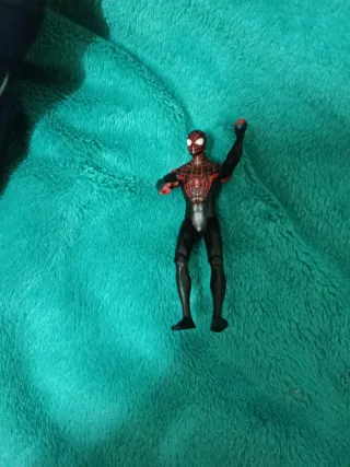Figura Marvel Spider-Man Epic Hero