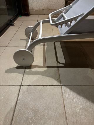 2 Hamacas / Tumbonas Aluminio Blancas