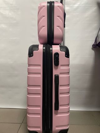 Pack maleta mediana extensible y neceser nuevo