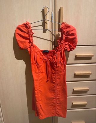 Vestido rojo con volantes