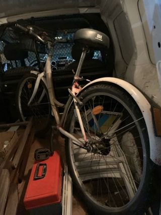 Bicicleta de paseo bh blanca