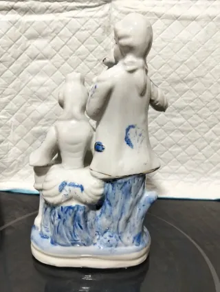 Figura porcelana pareja música