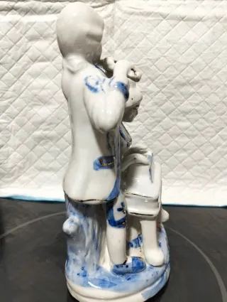 Figura porcelana pareja música