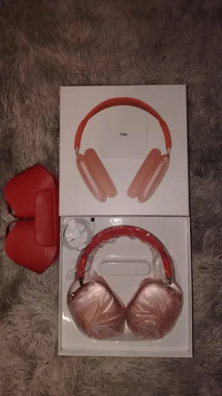 Cuffie Max con scatola e gadget